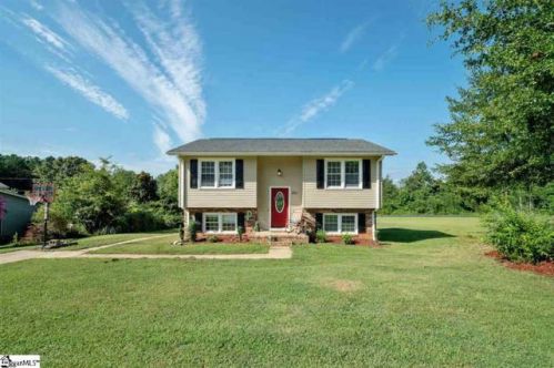 200 Georgetown Rd, Easley, SC 29640-3940