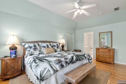 4 Morgan Ct, Dover NJ  07869-1445 exterior