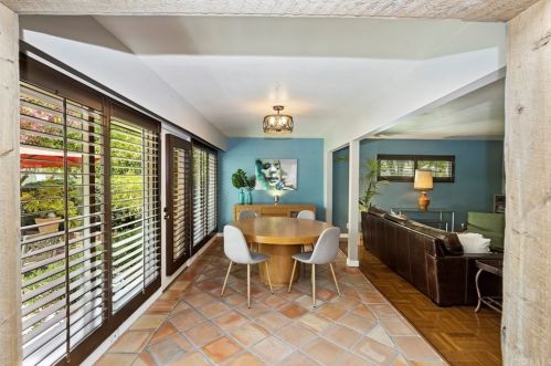 3391 Mono Dr, Riverside CA  92506-2151 exterior