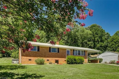 1206 Pepperidge Rd, Asheboro, NC 27205-7129