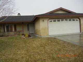 460 Pepper Dr, Tehachapi, CA 93561-1836