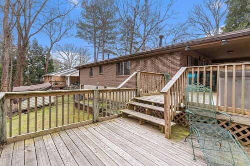 4397 Hickory Wood Ln, Atlanta GA  30360-2619 exterior