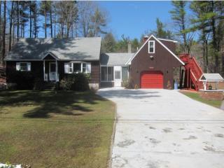 119 West Rd, Hampstead, NH 03841-2281