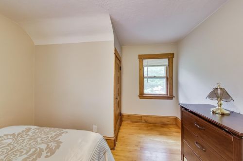 1077 5th St, Saint Paul MN  55106-5331 exterior
