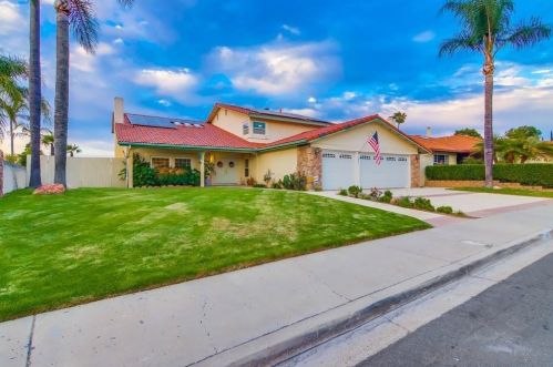 1847 Hacienda Dr, El Cajon, CA 92020-1057