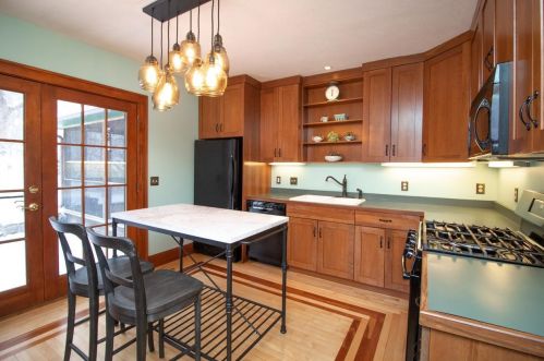 2381 Carter Ave, Saint Paul MN  55108-1625 exterior