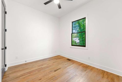 248 Laurel Ave, Atlanta GA  30314-2230 exterior