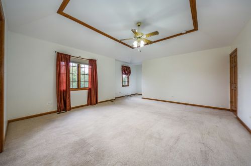 2772 Freeland Cir, Naperville IL  60564-5827 exterior