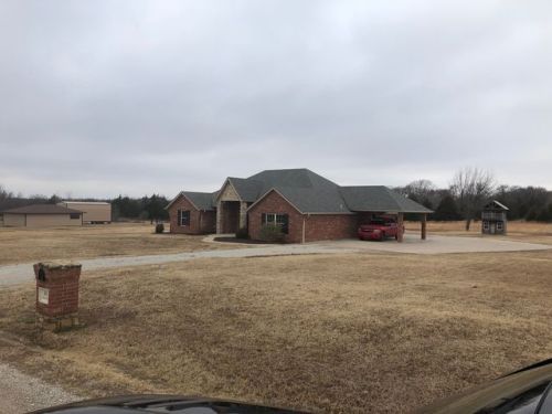40 Doyle Dr, Shawnee, OK 74801-2001