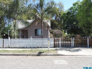760 Victoria St, Tulare, CA 93274-5044