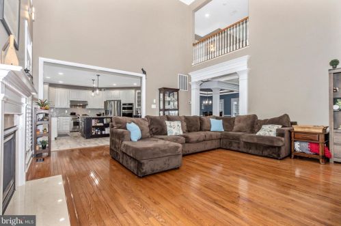 8 Farmstead Pl, Middletown MD  21769-7742 exterior