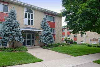 1765 Carroll Ave, Saint Paul MN  55104-5249 exterior