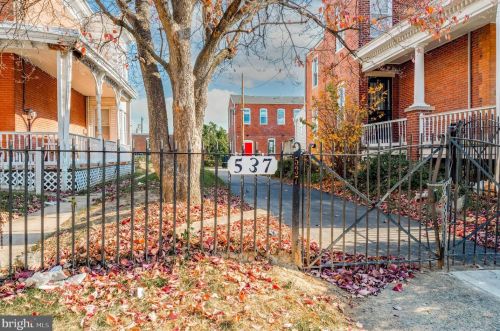 537 64th St, Philadelphia, PA 19151-4123