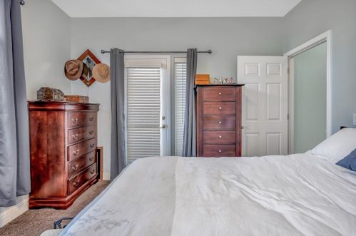3003 La Vina Cir, Los Banos CA  93635-9497 exterior