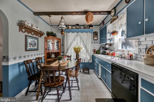 934 Walnut St, Hanover PA 17331-1523 exterior