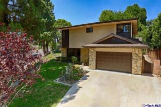 3637 Los Amigos St, Glendale CA  91214-3030 exterior