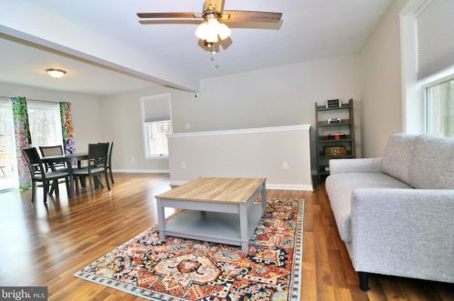 259 Revenoor Rd, Harpers Ferry WV 25425 exterior