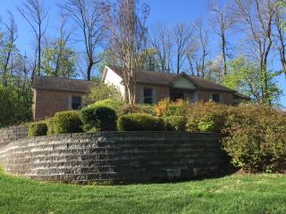 120 Rexmont Rd, Lebanon, PA 17042-8975