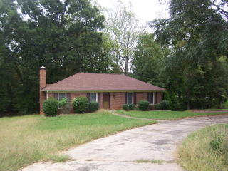 3002 Downing St, Shelby, NC 28152-7511