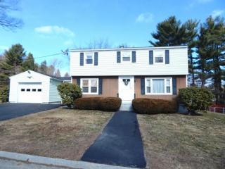 2 Paul St, Somersworth, NH 03878-1608