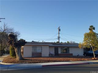 681 Palmer Dr, Hemet, CA 92543-8042