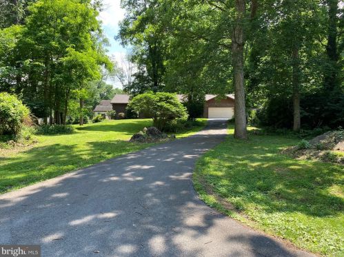 80 Devon Way, Shepherdstown, WV 25443-4614