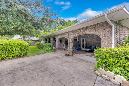 103 Camellia St, Ladson, SC 29456-3570