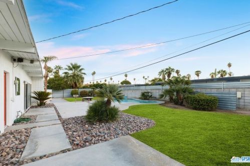 2265 Andreas Rd, Palm Springs, CA 92262-6811