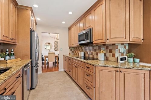 15013 Timberlake Dr, Silver Spring MD 20905-4360 exterior