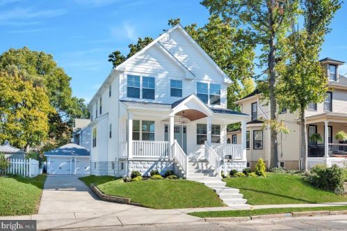 103 Virginia Ave, Camden, NJ 08108-2601