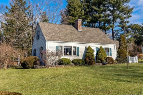 53 Elm Tree Rd, Glastonbury, CT 06033-3111