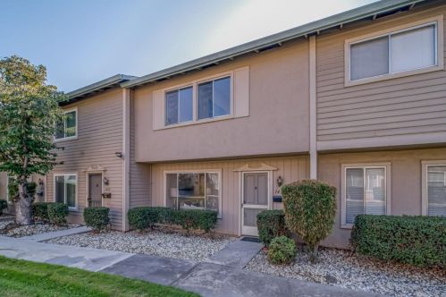 1433 Big Basin Dr, Milpitas, CA 95035-7052