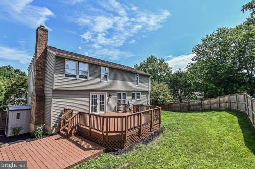 8407 Paige Glen Ave, Springfield VA  22152-3543 exterior