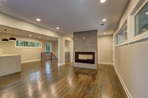 100 Angus Trl, Atlanta GA  30328-3031 exterior