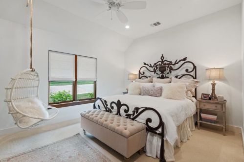 17117 Flagler Dr, Austin TX  78738-7610 exterior