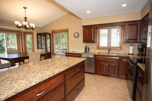 7873 28th St, Saint Paul MN  55128-4803 exterior