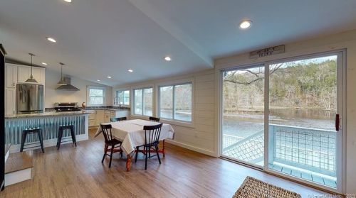 74 Cove Rd, East Hampton, CT 06424-3039
