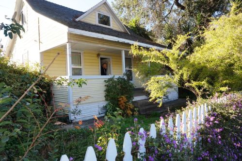 152 1st Ave, Valley Home, CA 95361-3025