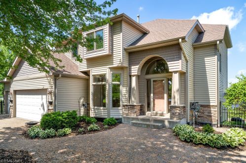 1742 Park Point Rd, Minnetrista, MN 55387