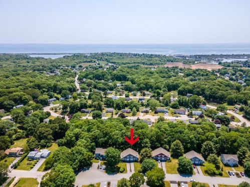 9 Coastal Ct, Westerly, RI 02891-4059