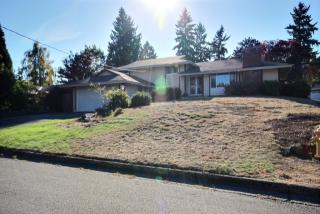 1819 172nd Ave, Bellevue, WA 98008-2649