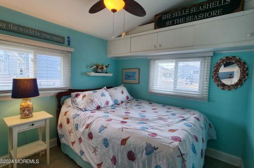 31 Crane Way, Lavallette NJ 08735-1306 exterior