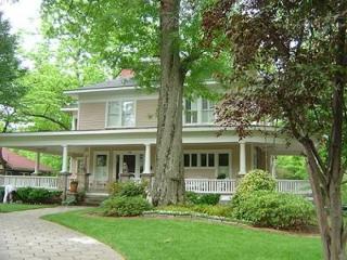 236 Howard St, Atlanta GA  30317-2418 exterior