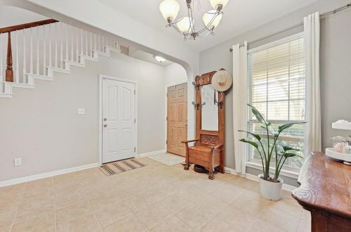 11924 Cherisse Dr, Austin TX  78739-1951 exterior