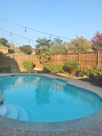 1855 Bayhill Dr, Rockwall, TX 75087-3270