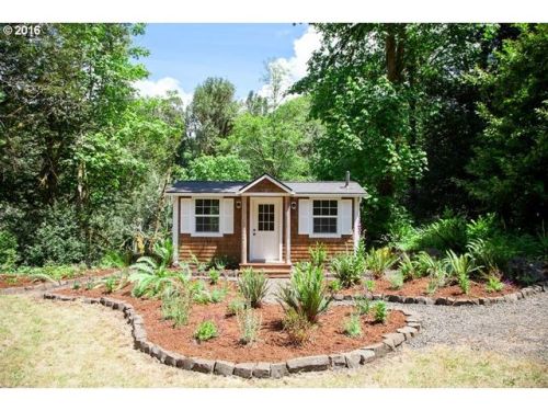 63175 Fairview Rd, Coquille OR  97423-8704 exterior