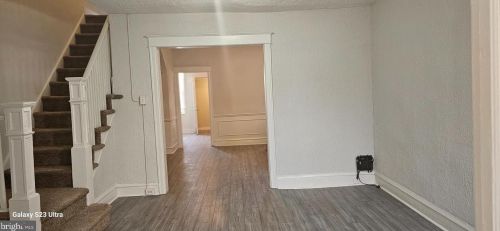 2004 56th St, Philadelphia, PA 19143-5704