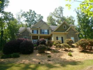 136 Royal Oaks Dr, Holly Springs, GA 30115-6581
