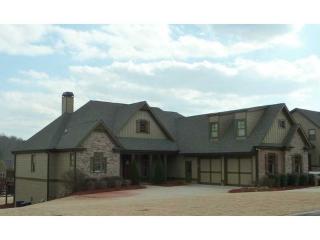 127 Edgewater Trl, Holly Springs, GA 30115-1820