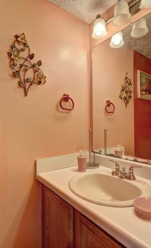 6786 Bent Crk Dr, Rex GA 30273-2100 exterior